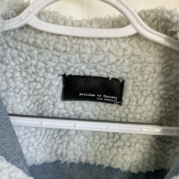 Articles Of Society Blue Denim Jacket with White Sherpa Collar - Picture 3 of 4
